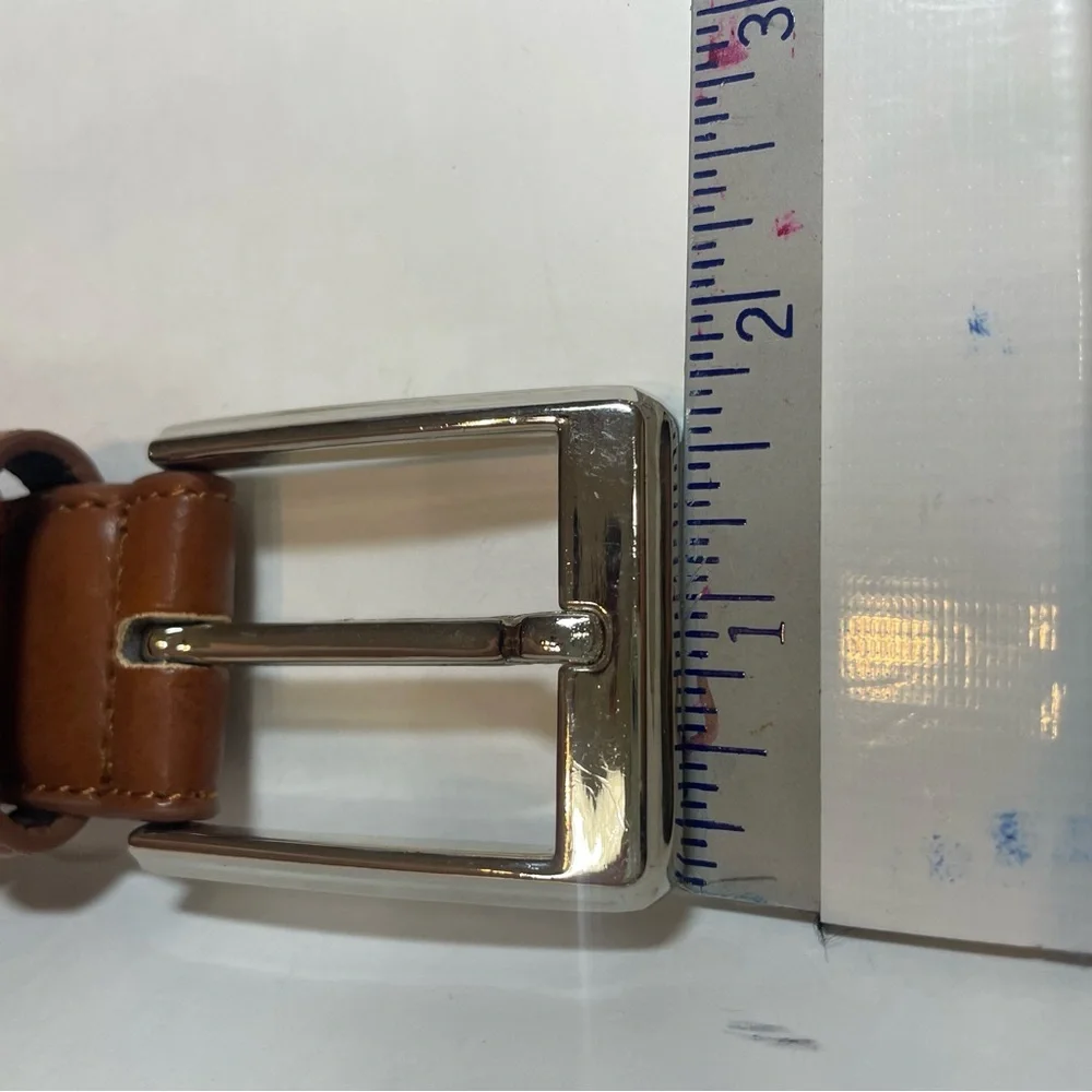 Beverly Hills Polo Club Men’s Brown Leather Belt. Size 42. Pre-owned